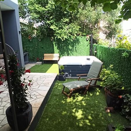 Atrium Apartment 오레비츠 외부 사진